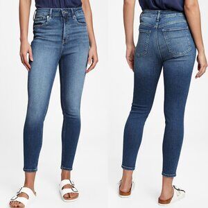 GAP Women Size 10/30R Sky High Universal Medium Blue Bay High Rise Legging Jeans